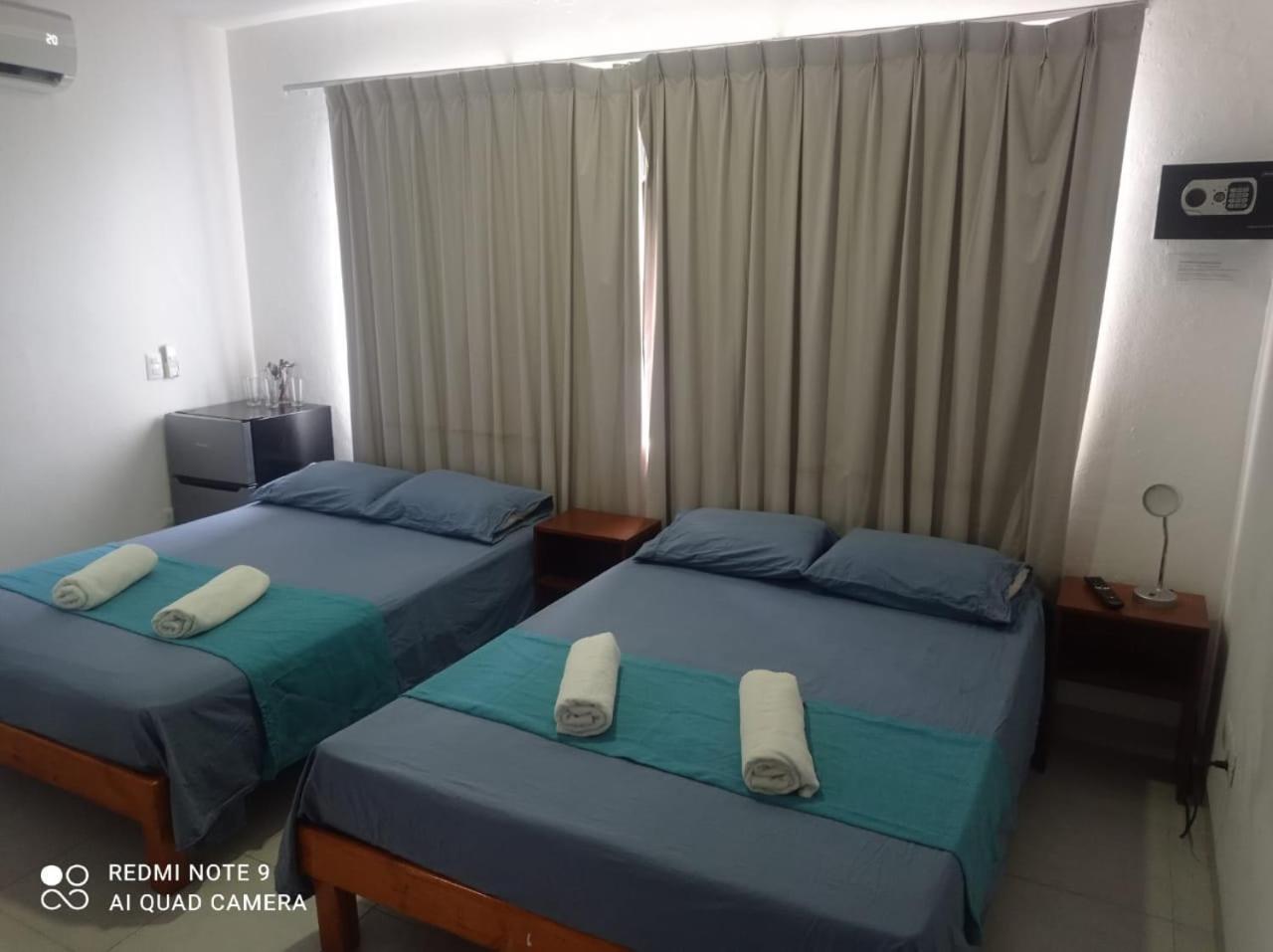 Casa De Huespedes Taino Bed and Breakfast Cancún Buitenkant foto